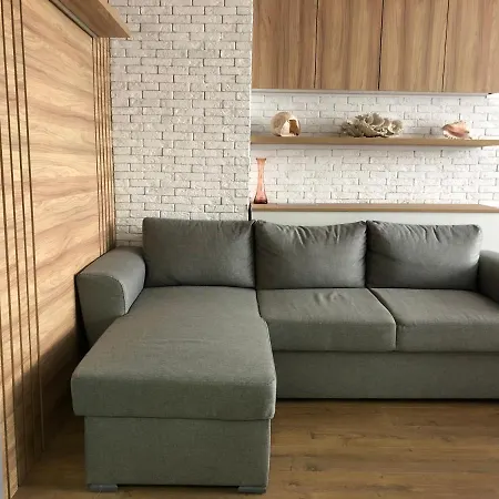 Апартамент Корал Apartment Varna