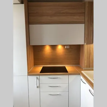 Апартамент Корал Varna